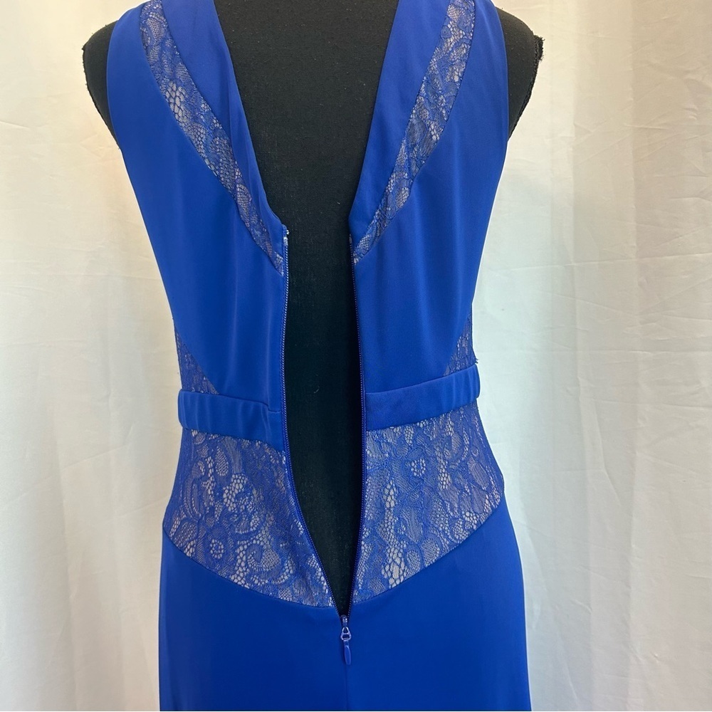 BCBGMAXAZRIA Sophee Cobalt Royal Blue Lace sleeveless Gown Maxi Dress 10 V Neck - Picture 9 of 14